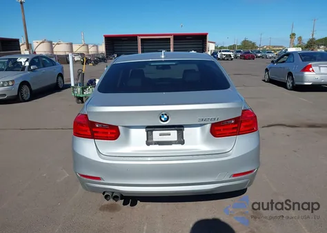 2014 BMW 328I z USA, uszkodzony, nr VIN WBA3A5G56ENP30396